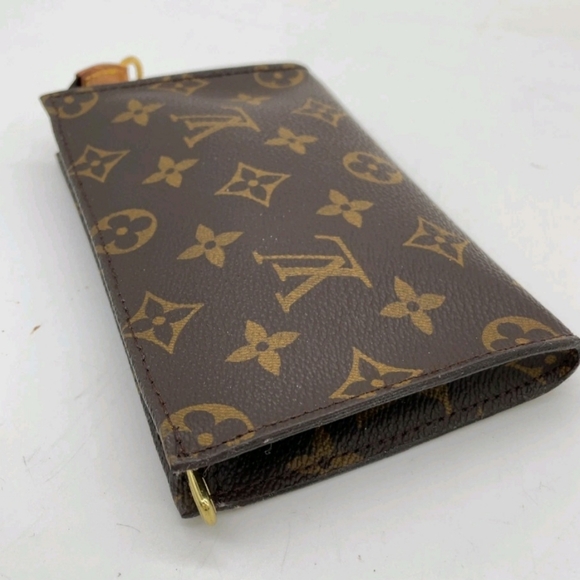 Authentic Louis Vuitton Monogram Pouch!!! - Picture 14 of 15
